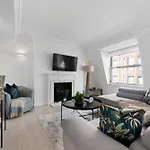 Luxury 2 Bed In Mayfair!