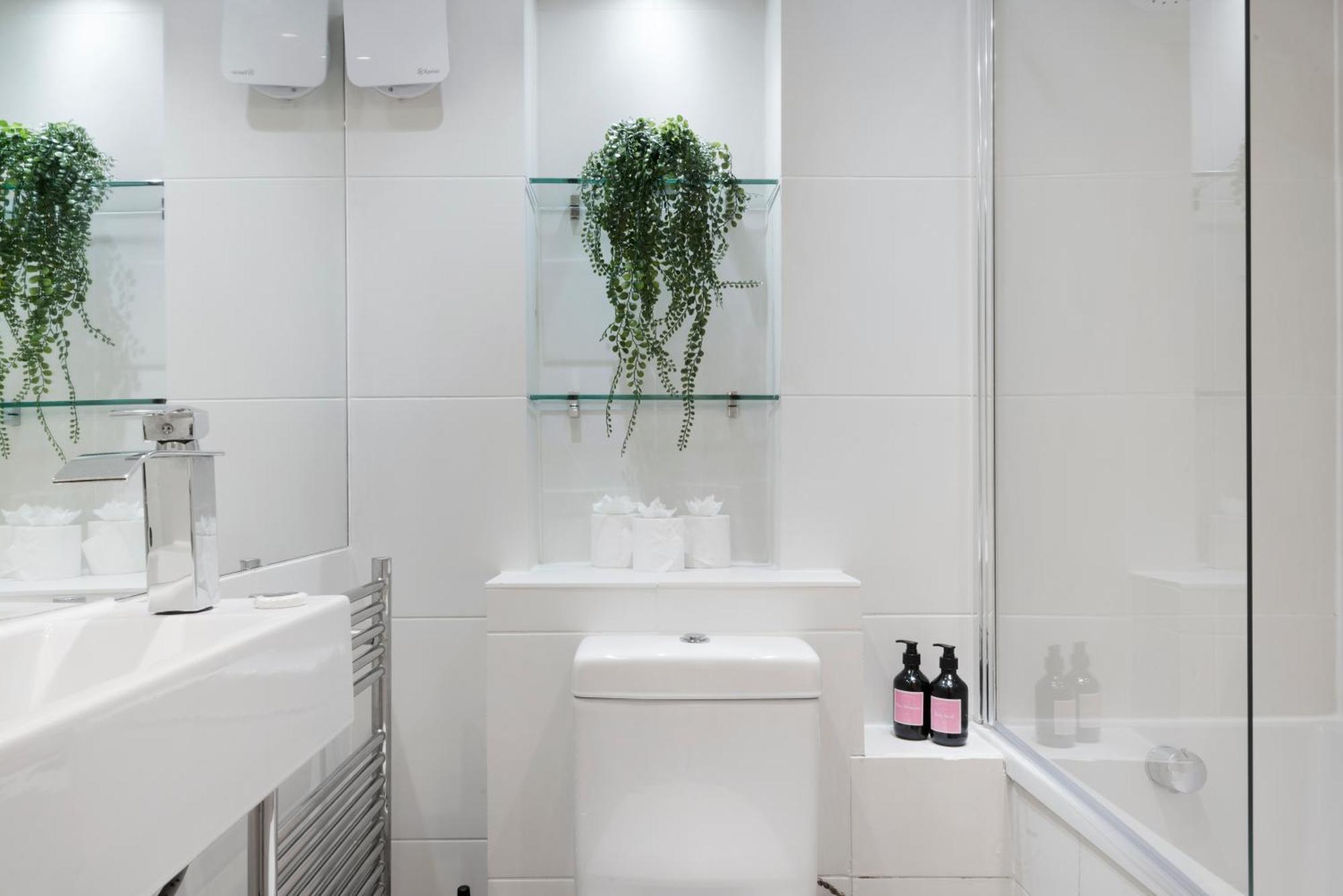Luxury 2 Bed In Mayfair! Apartment *