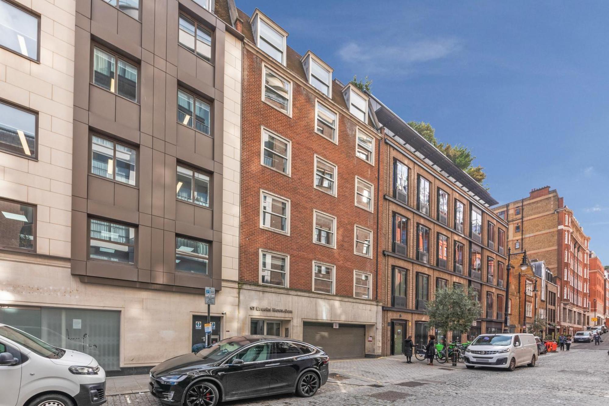Luxury 2 Bed In Mayfair! London