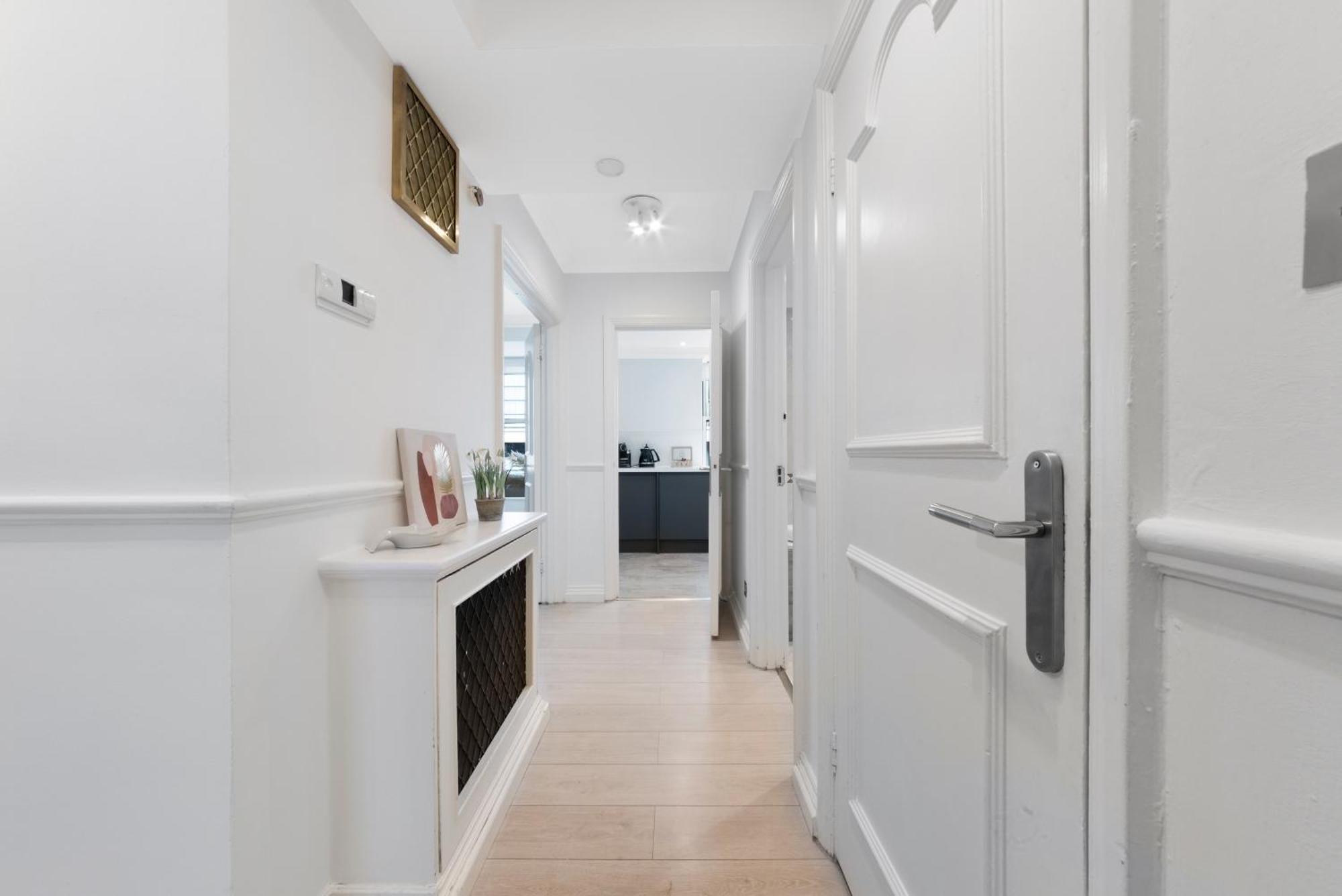 Luxury 2 Bed In Mayfair! * London