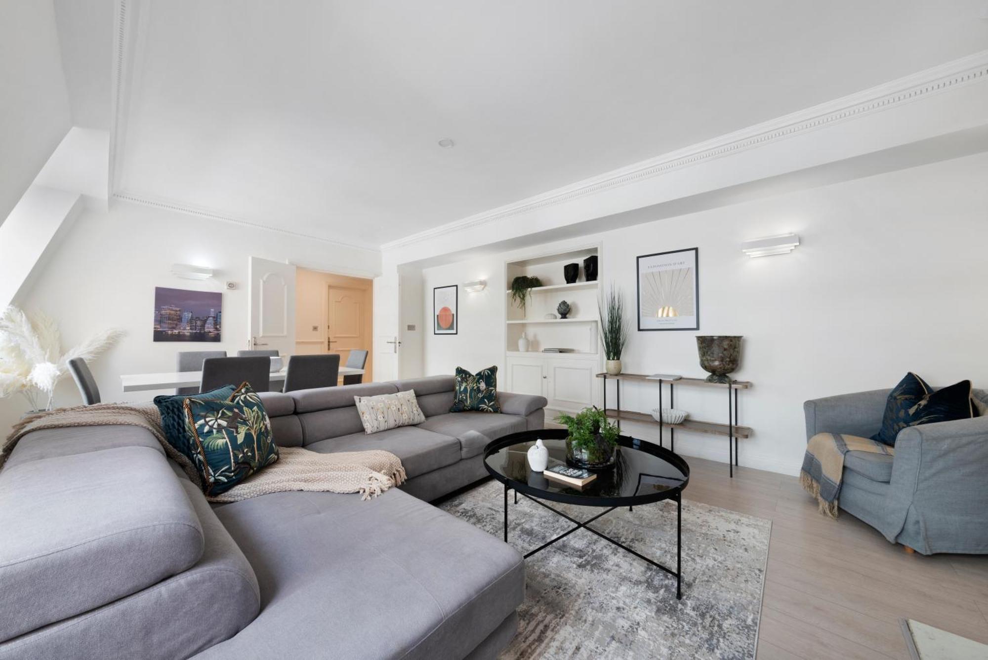Luxury 2 Bed In Mayfair!